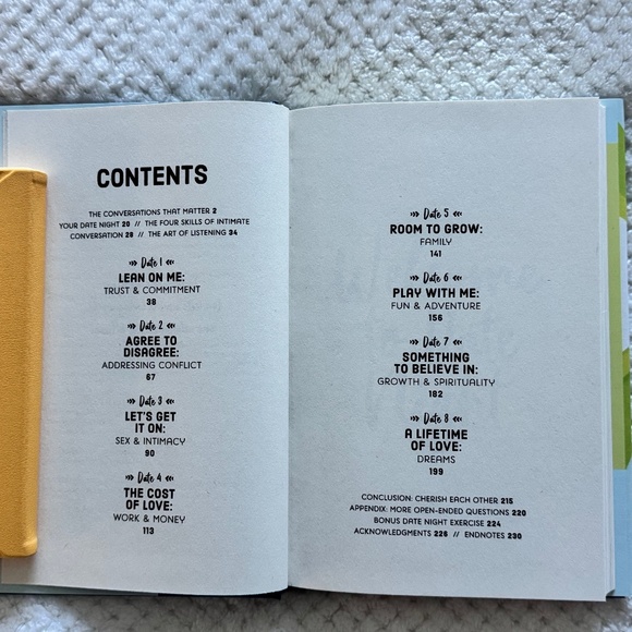 💙 3/$21 HARDCOVER: Eight Dates - Essential Conversations for a Lifetime of Love - Picture 3 of 5